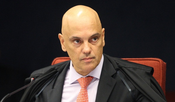 Em seu voto, Moraes lê ameaças ao STF: "que estuprem e ...